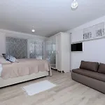 Azuro *