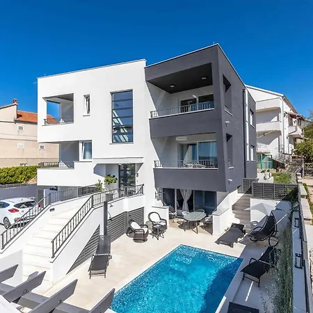 Βίλα Azuro Sveti Filip i Jakov