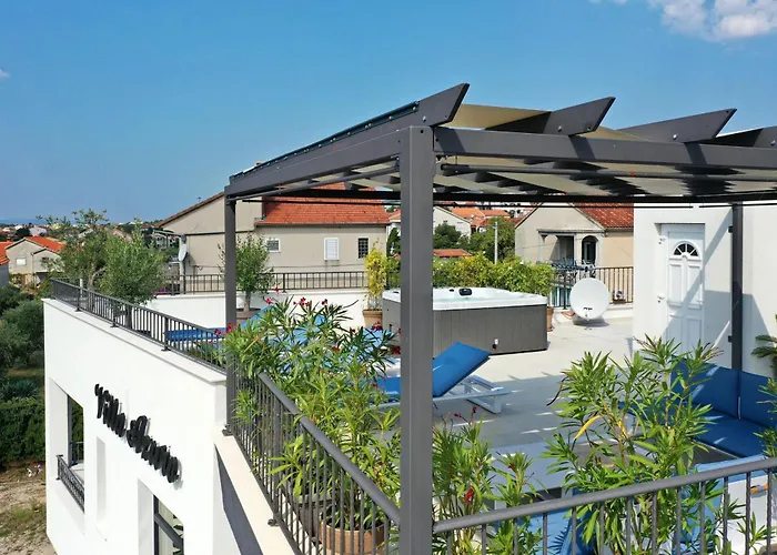 Azuro Villa *