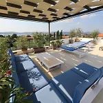 Azuro Villa