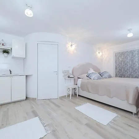 Azuro Villa *