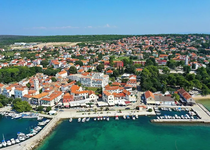 Azuro Sveti Filip i Jakov